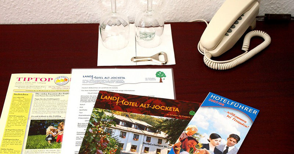 Landhotel Alt-Jocketa Pohl  Екстер'єр фото